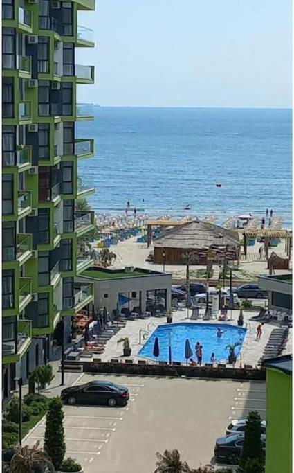 Alezzy Reasort Luxury Apartment 81 Prima Linie La Mare Năvodari Dış mekan fotoğraf